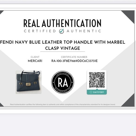 Fendi Navy Blue Leather top handle with marbel clasp Vintage - Picture 11 of 11